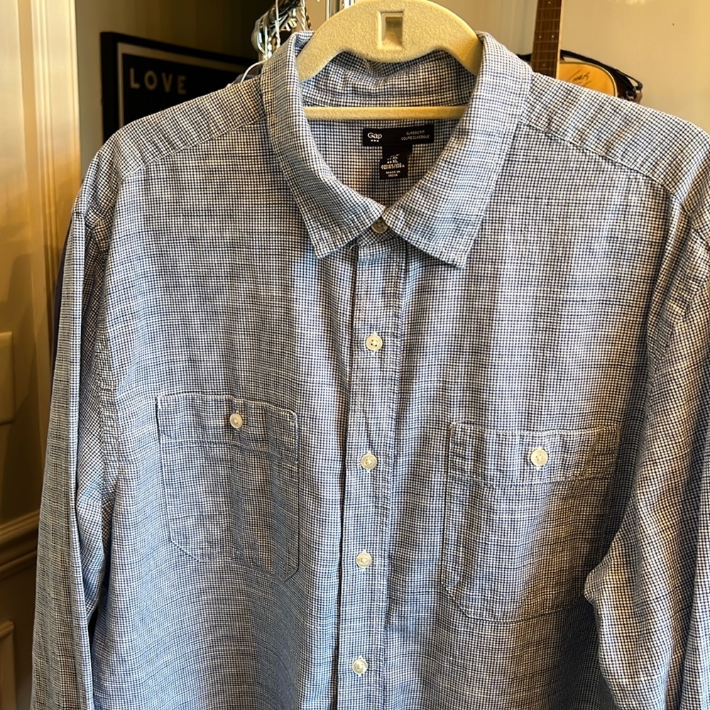 GAP CLASSIC FIT SZ XL CASUAL BUTTON DOWN
